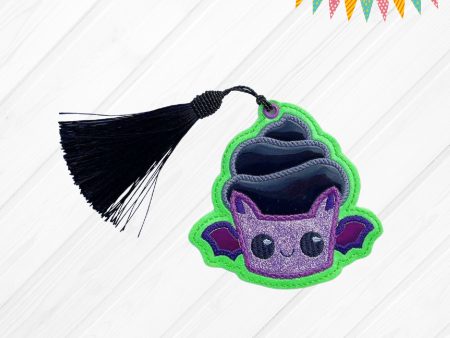 Bat Cake applique bookmark bag tag ornament machine embroidery design DIGITAL DOWNLOAD Discount